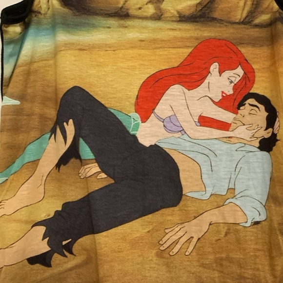 Disney Ariel The Little Mermaid Prince Eric Beach Tank Top Size Small Juniors - Picture 4 of 10